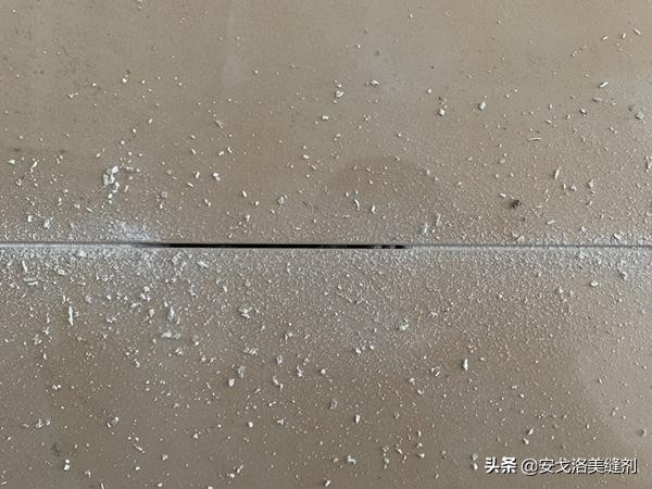 瓷砖美缝什么时候是最佳美缝时间,瓷砖美缝需要等水泥干了吗