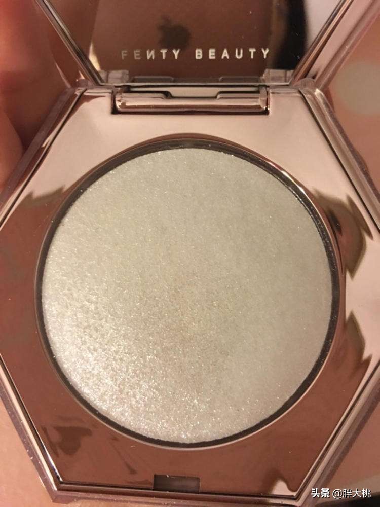 高光修容用的什么工具,高光修容真的好用吗