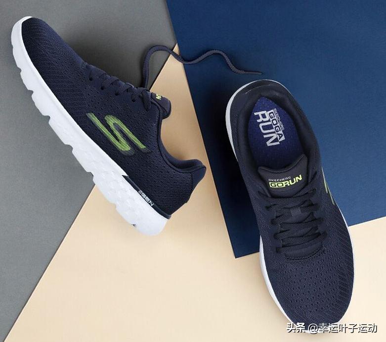 这个夏天一定要买一双鞋子,贝克汉姆清风跑鞋蓝色早期
