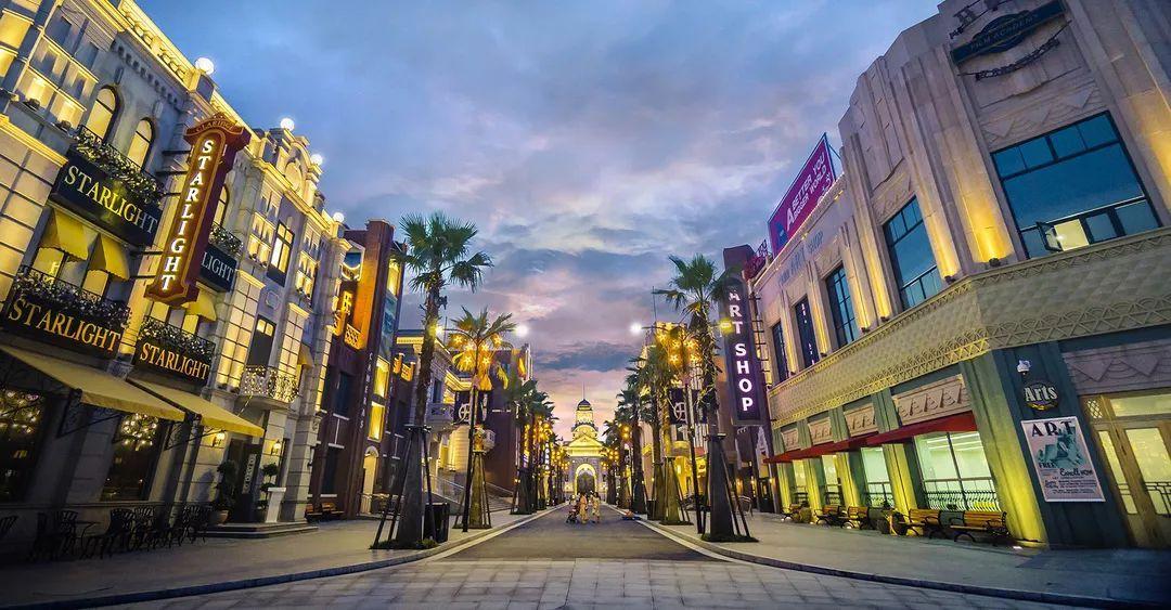 环球压力之下，国内华谊兄弟电影世界等实景娱乐如何出圈