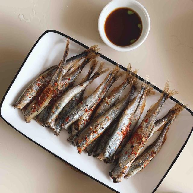 椒盐烤多春鱼的食谱,盐烤多春鱼正宗做法