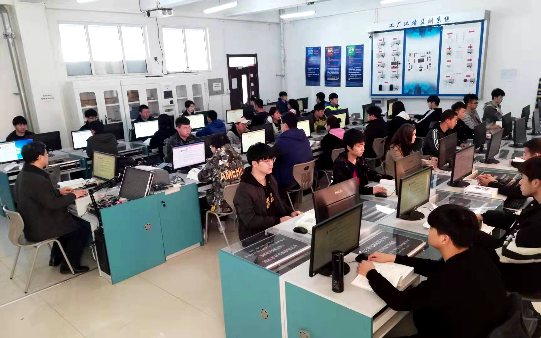 计算机专业就业前景最好的专业,计算机类就业前景好的专业排名