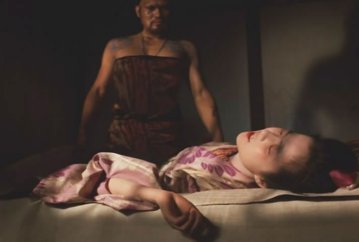 揭开日本“南洋姐”的凄惨，这些为岛国*身卖**的女子，真令人心疼