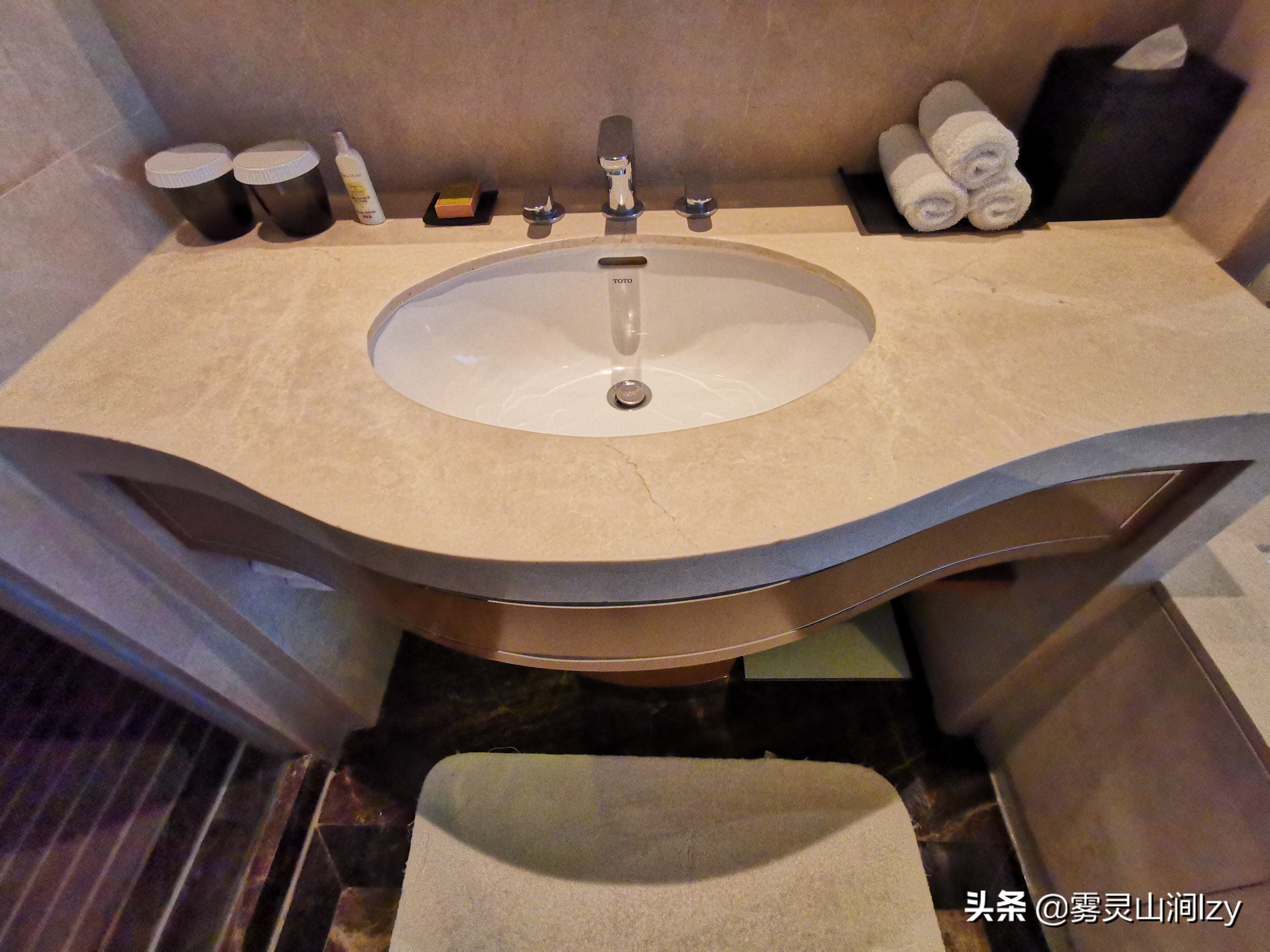 希尔顿酒店最好的房间,希尔顿酒店位置