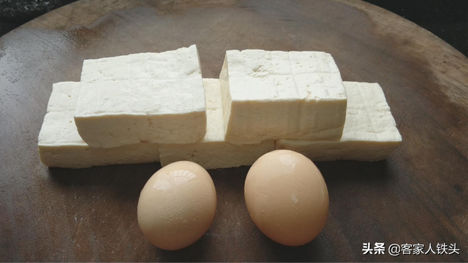 豆腐这样做上桌就抢光味道棒极了,豆腐这么做简直是人间美味