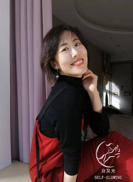 王菲谢霆锋年轻时的视频,王菲谢霆锋年轻时视频同台