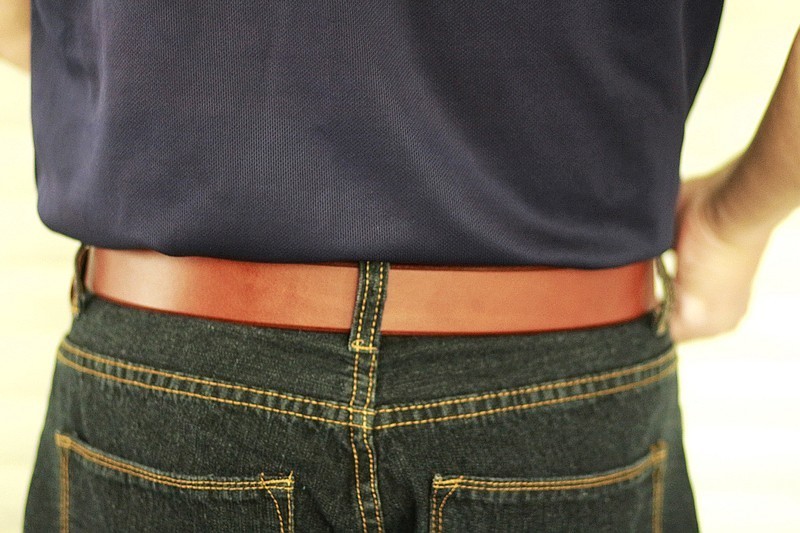 针扣头层男士皮带,男士休闲商务腰带自动扣百搭皮带