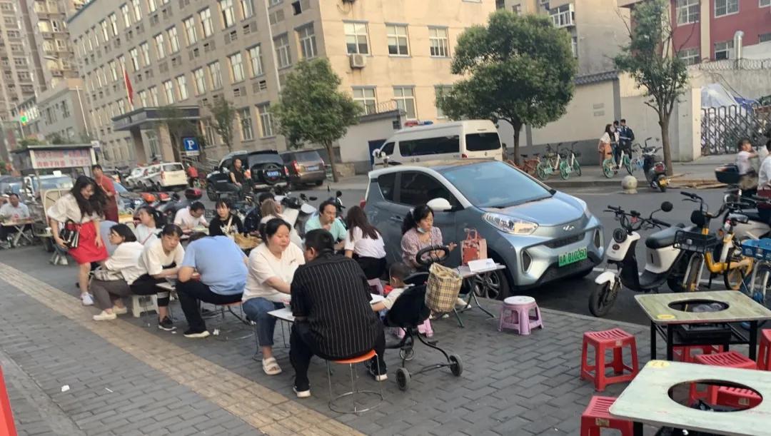 青山建设6路必吃的十大馆子,建湖必吃的馆子大全