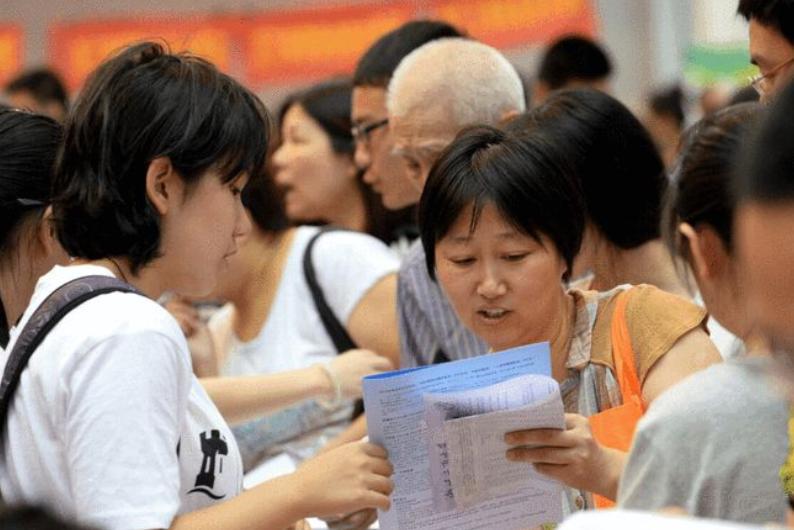 高考成绩不理想如何逆袭改变人生,春季高考成绩不理想怎么办