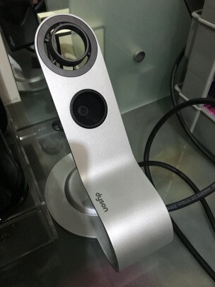 戴森三千多的吹风机值得买吗,好几千块的吹风机