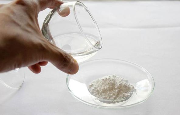 小苏打去黑头刺痛怎么回事,小苏打去黑头简单便宜效果又好