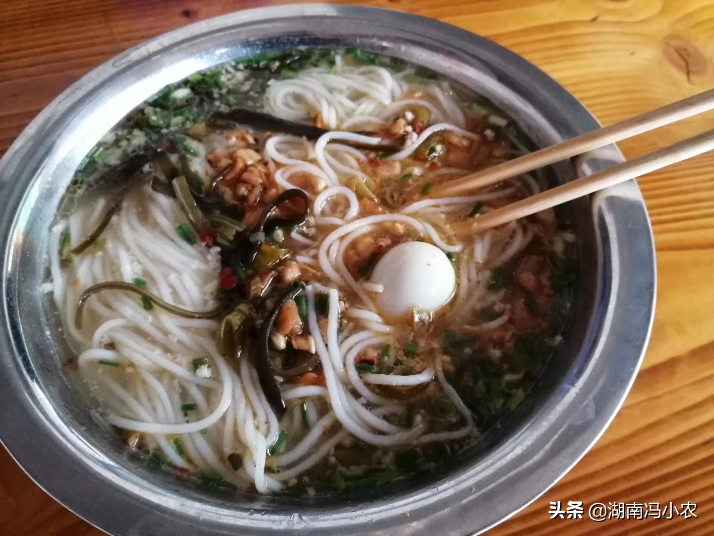 湖南衡阳县渣江米粉的调制,湖南衡阳渣江米粉制作过程视频