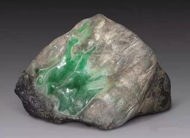 各地玉石的鉴别与特征,玉石的种类及特征及鉴别方法