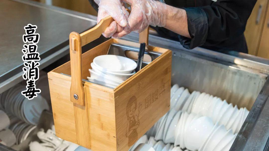 一家没有厨师的餐厅,四川无厨师饭店2分钟出餐