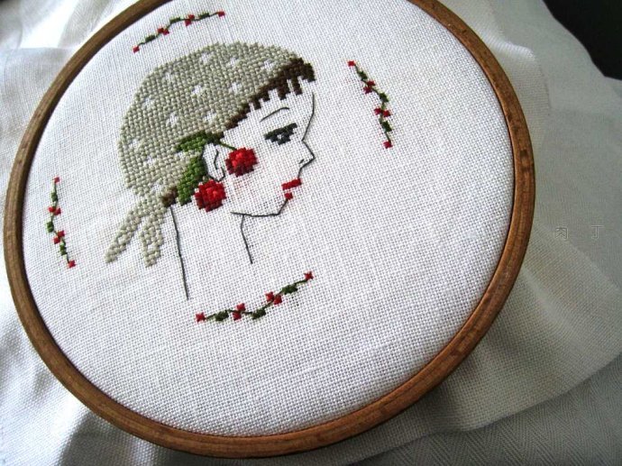 意大利设计师Luli的十字绣图纸及成品图片作品大全,编织也能用到