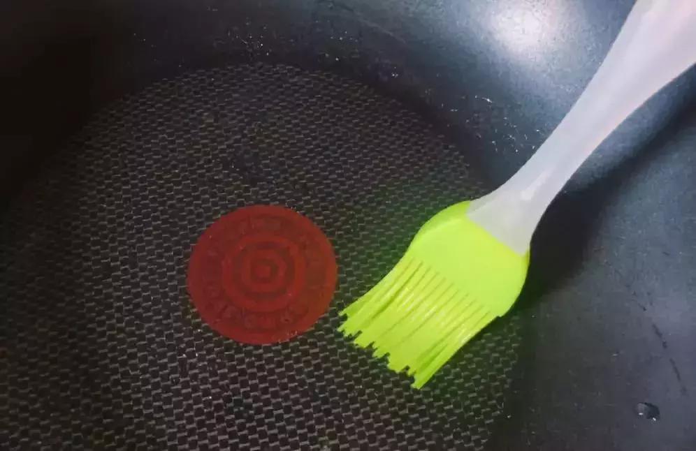 宝宝辅食白水煮面,宝宝辅食面条怎么煮软烂