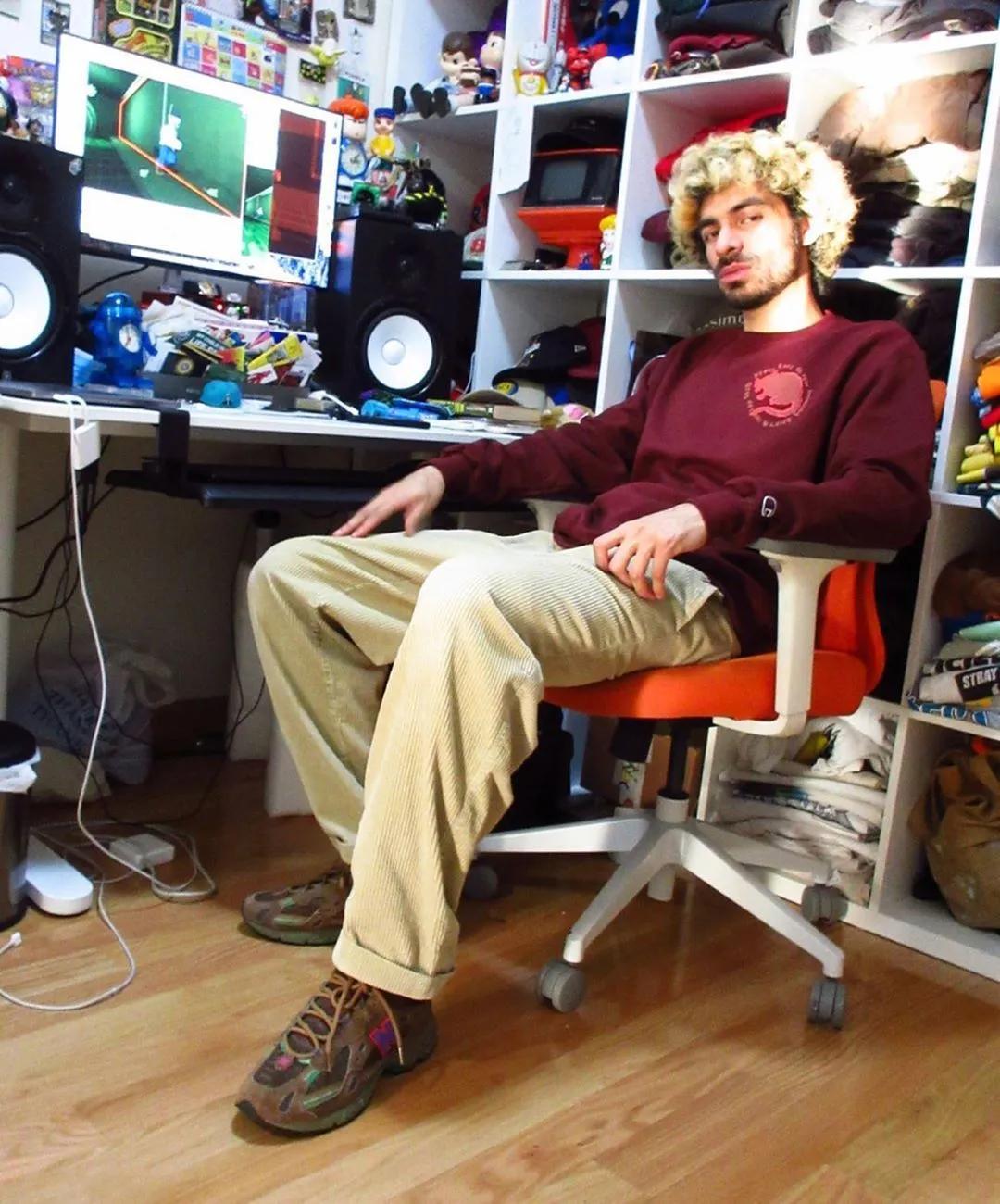 「每周联名X讯」众人骂丑,价格却直逼倒钩的鞋究竟长什么样?