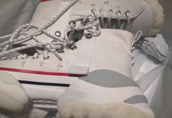 可撕鞋面＋反光鞋带，国货之光带来鼠年“鼠咬天开”！