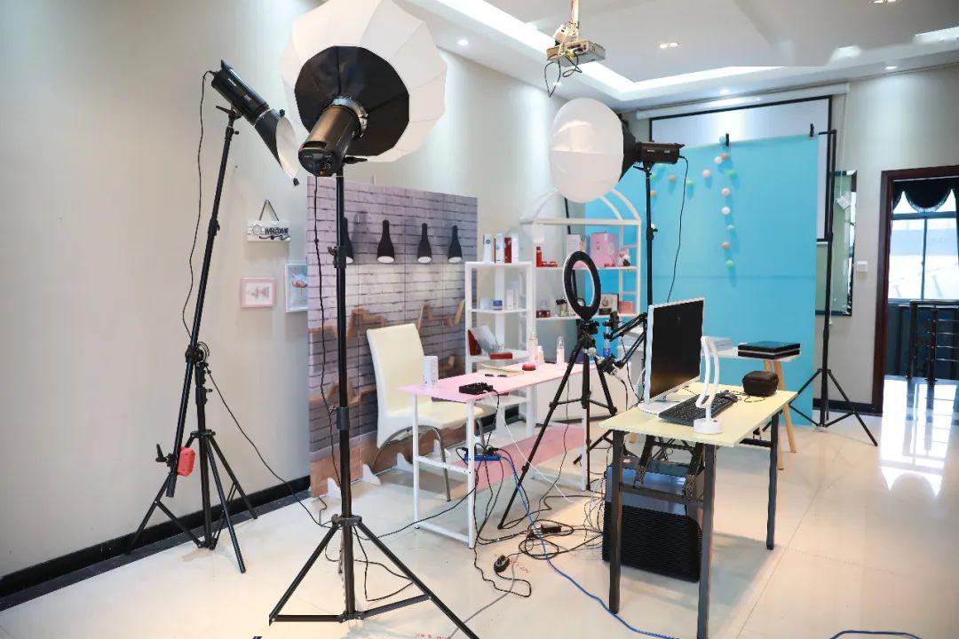 直播带货那么便宜怎么赚钱,拼多多新手直播带货真的赚钱吗