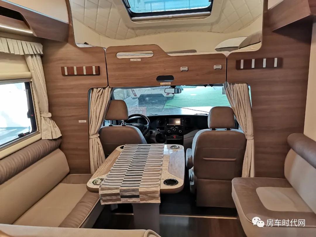 中额头内有大乾坤!洗衣机外置金冠格林卡诺E款