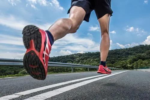 人生这场马拉松到底该怎么跑,人生这场马拉松怎么跑