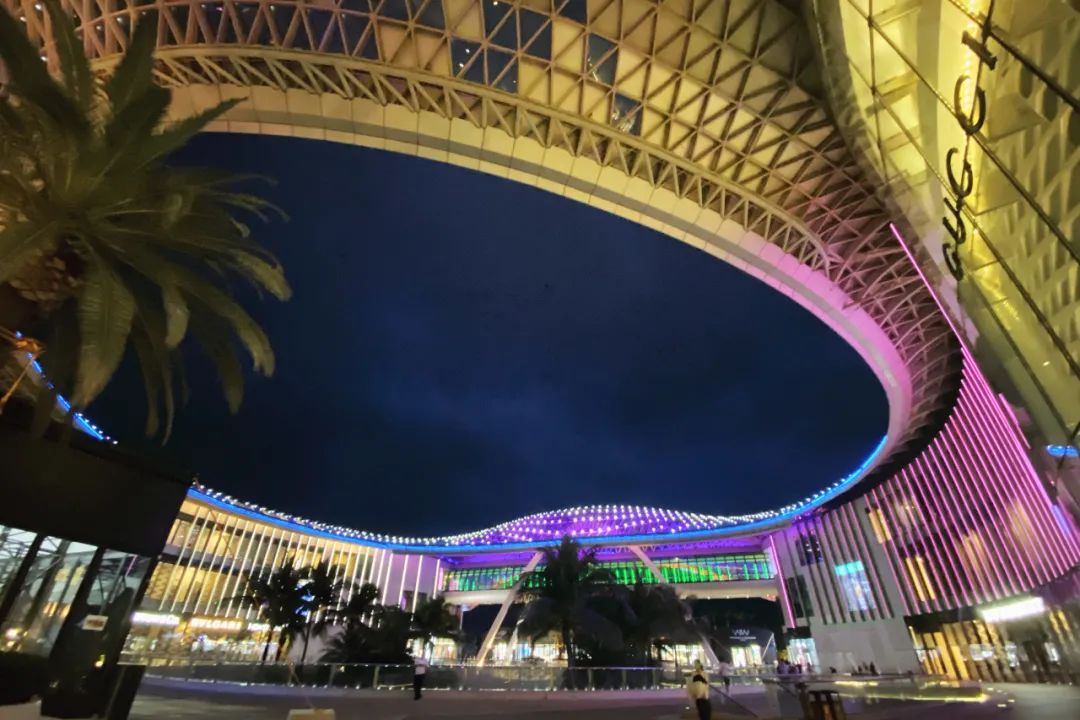 三亚最大的国际免税店在哪里,三亚国际免税城亚洲最大