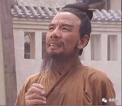 毛*东泽**评价司马懿:出身士族,多谋略,善权变