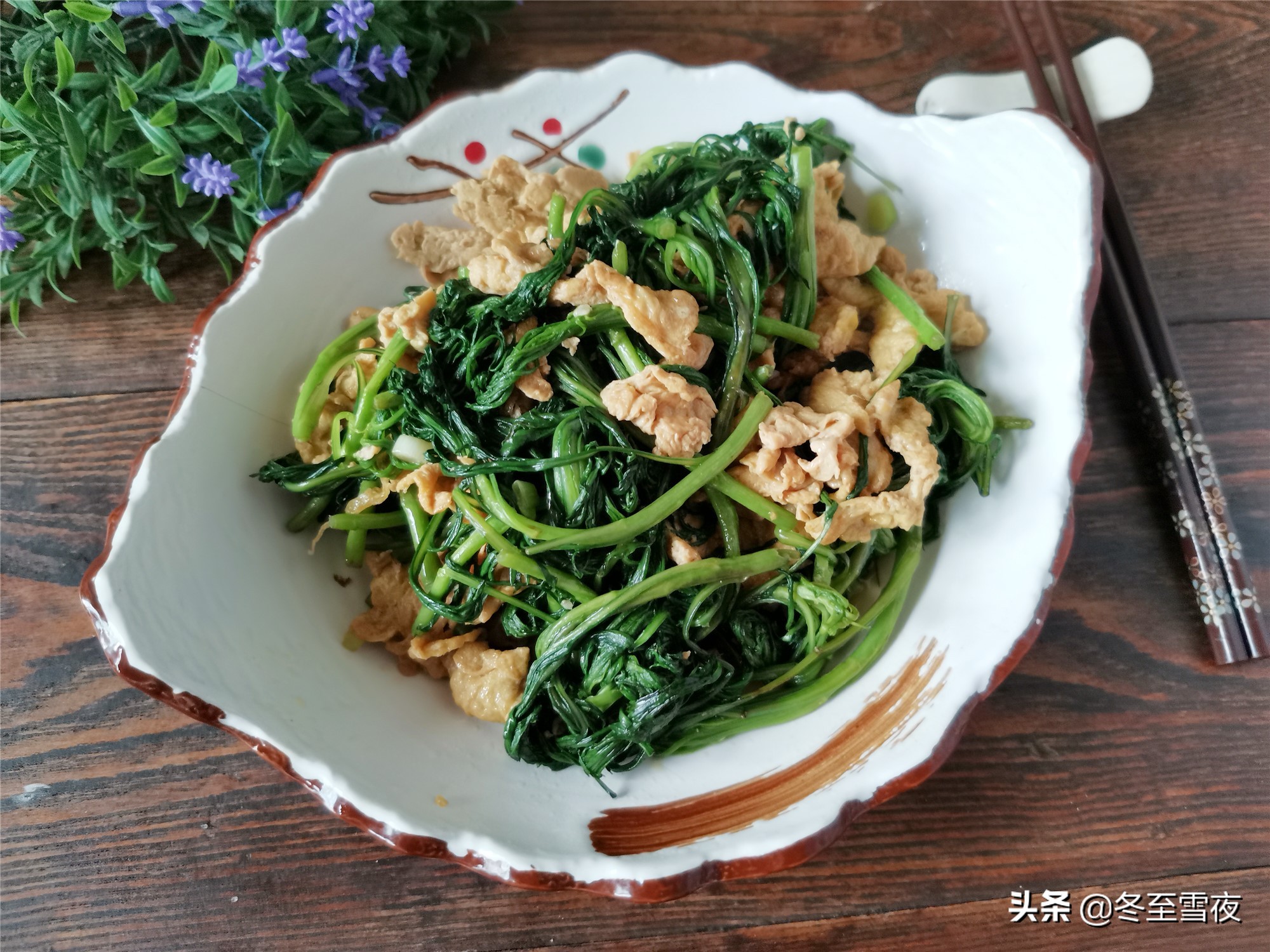 柳蒿芽鸡蛋怎么做好吃,柳蒿芽可以和鸡蛋一起吃吗