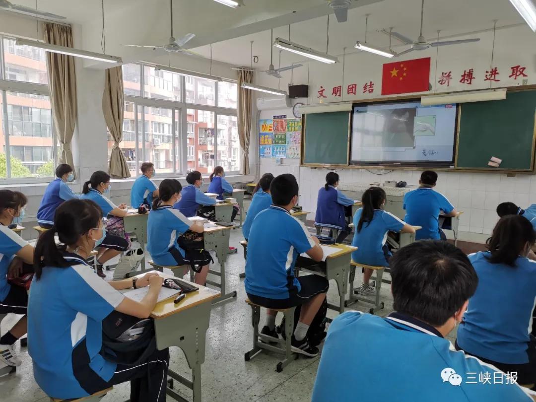 宜昌初中学生总人数,2023年宜昌市初三学生有多少人