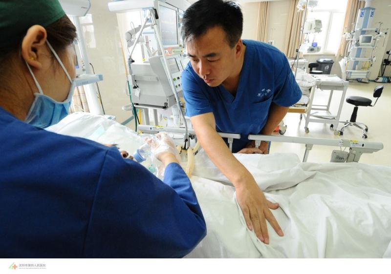 医生在icu工作,icu医生的工作日常