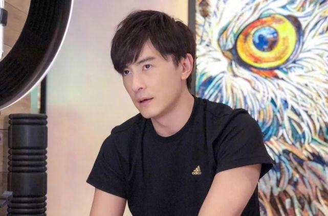 冰雪薇甜现状图片,冰雪薇甜现在有钱吗