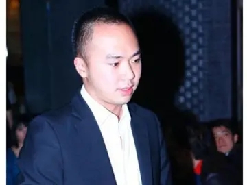 10位“浪荡”的富二代,个个换女友如换衣服,王思聪只是小萌新