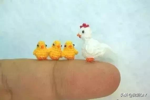 100种超迷你钩针小物钥匙包教程,100种超迷你钩针小物圣诞老人