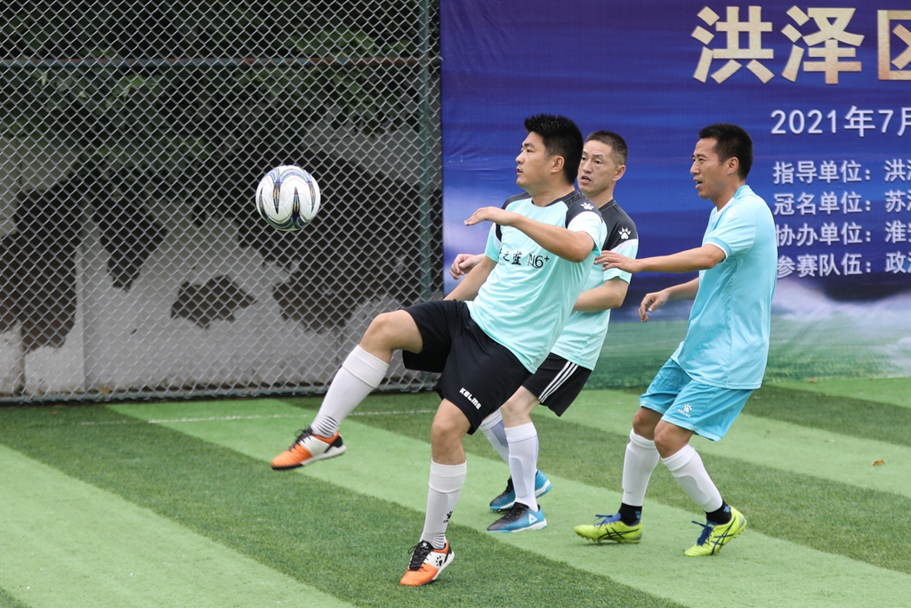 淮安洪泽：“梦之蓝M6+”洪泽区足球邀请赛开赛