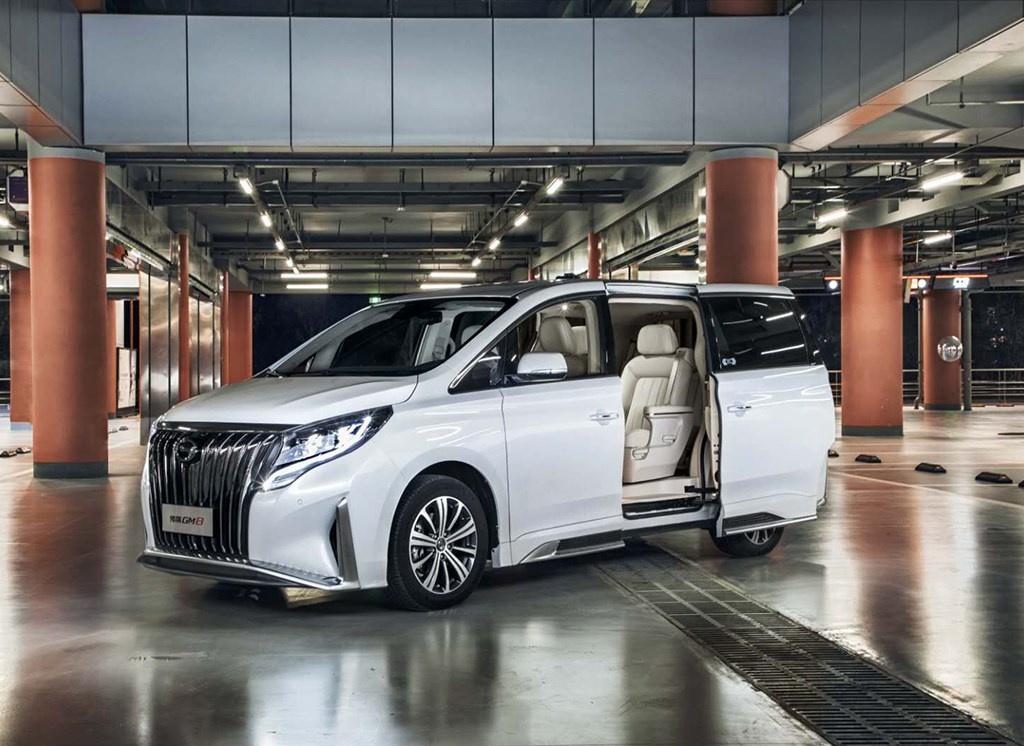 传祺gm8和别克gl8哪个驾驶感受好,传祺gm8和别克gl8参数对比