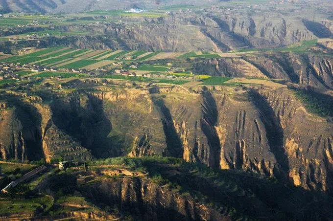 甘肃，一个被面条拉长的的省份！