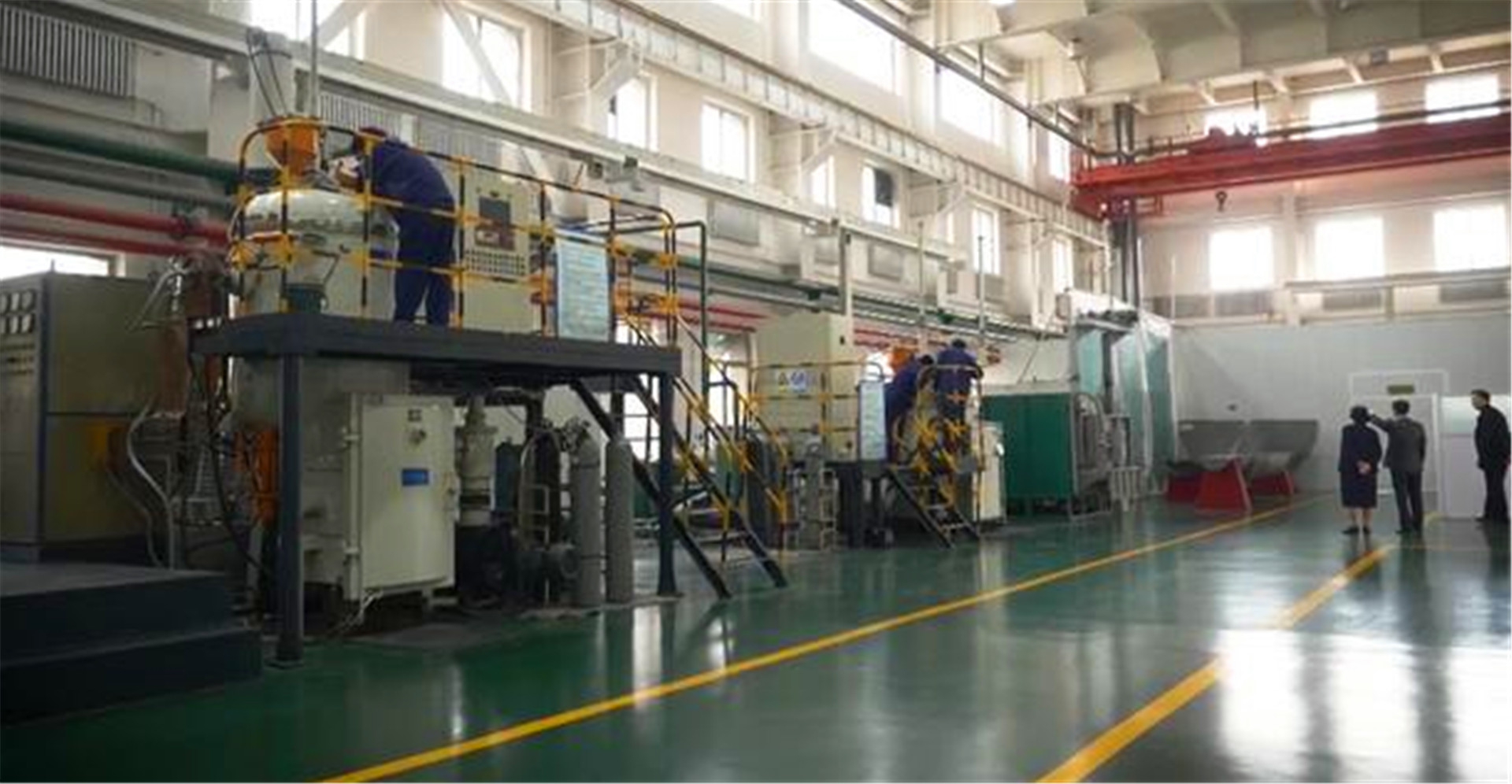 中国挖出比稀土还珍贵的宝贝,深山发现的航母