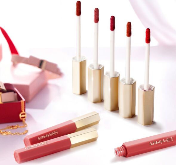 女孩子要知道什么口红好用,女孩必买十款口红品牌有哪些