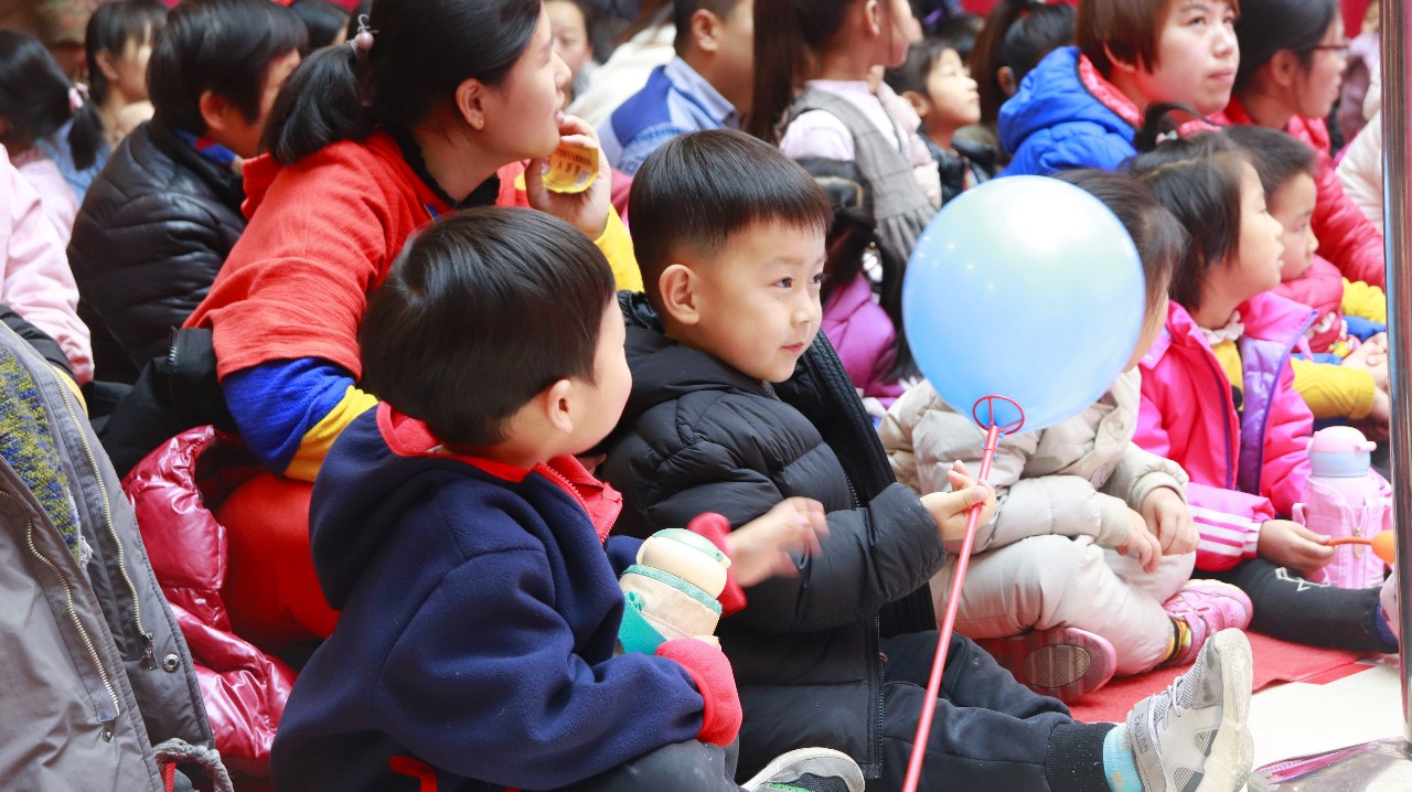 「当代购物中心」丨周年庆玩这么大？火力全开，你能hold住吗？