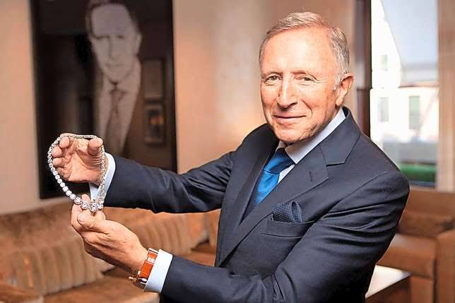 他从厕所小工混成身家56亿的世界级富豪，你还在怀才不遇吗？