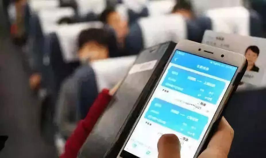 除夕火车票明日开抢！这个“捡漏”诀窍快马住