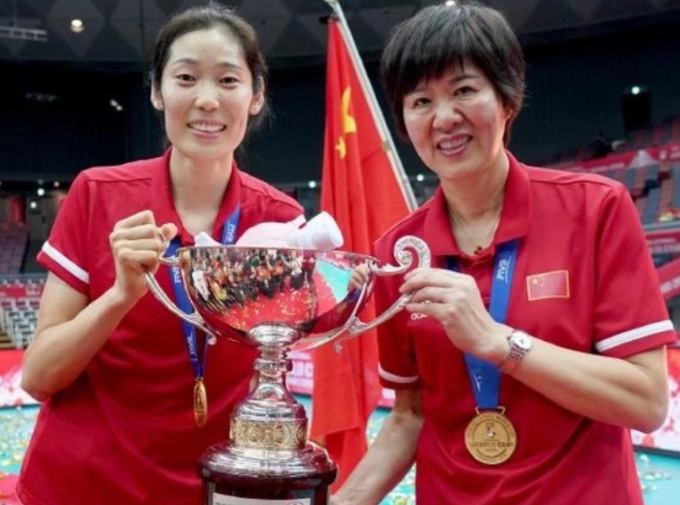 太低调！郎平24日就捐了物资，6天后官方才知道，女排一直在线