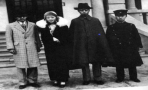 末代皇帝溥仪婉容吵架片段,离开溥仪的婉容最后怎么了