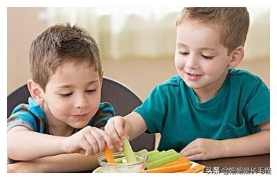 孩子被父母吼怎么教育,如果父母一味的对孩子吼叫责骂