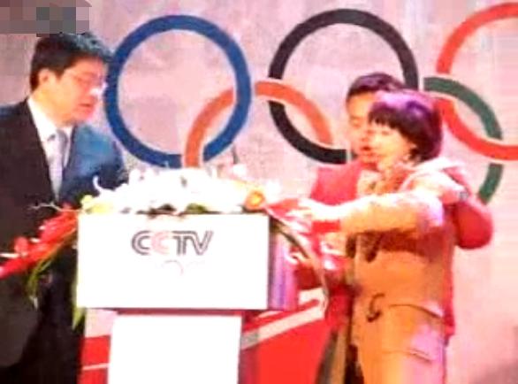 央视主持张斌妻子,央视主持人张斌最新近况