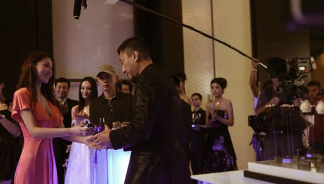 张馨予最新照片曝光,张馨予逆袭最美军嫂