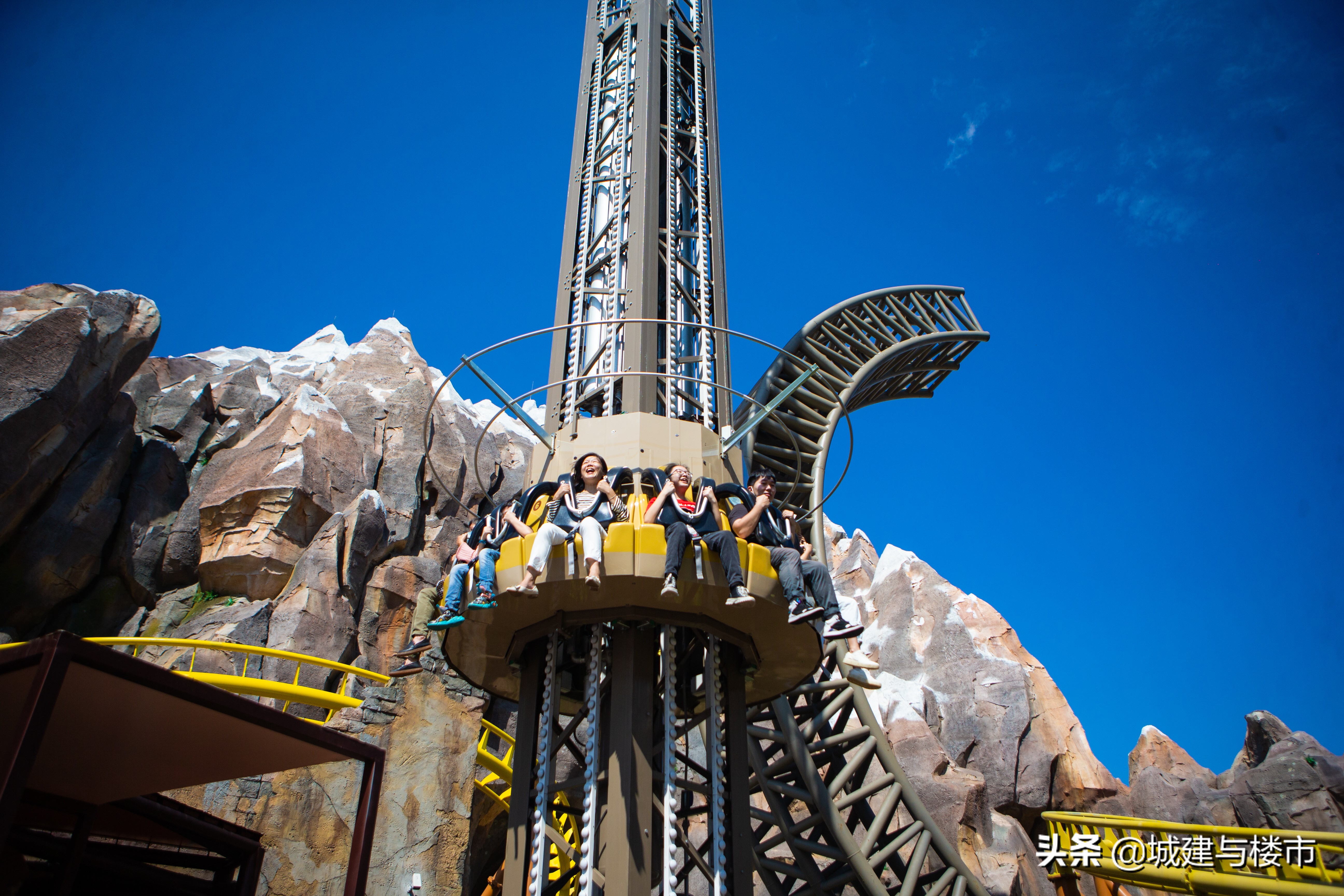 银基动物王国郑州遛娃的好去处,银基冰雪世界要不要带上遛娃神器