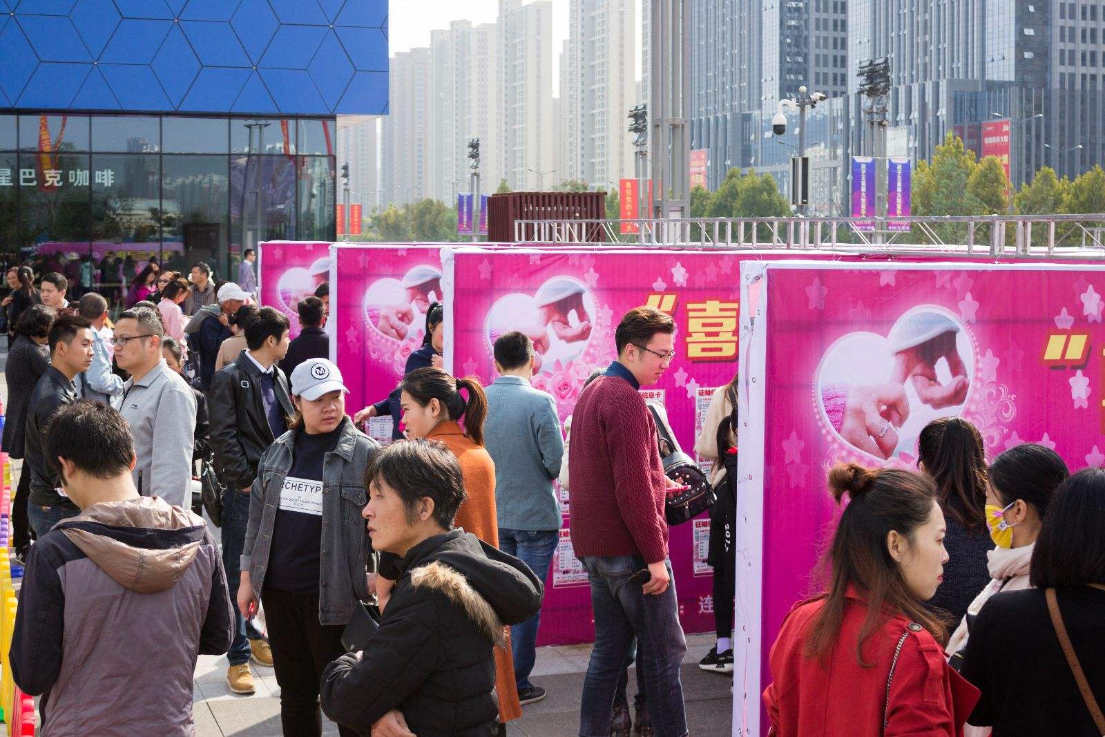 相亲扎心,相亲50次都失败没谈过恋爱