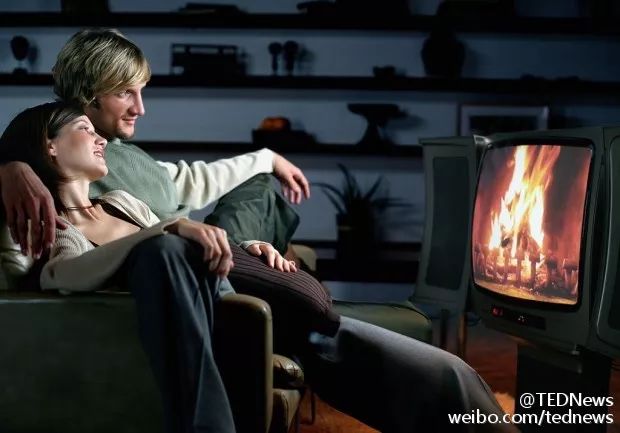 3000万网络包工头不睡觉,看武汉造医院!为中国速度点赞