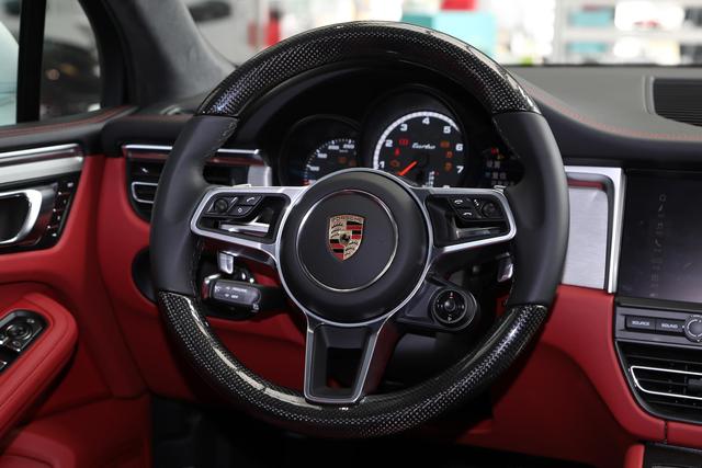 保时捷macan用的马牌轮胎花纹,macan18寸轮胎马牌可以吗